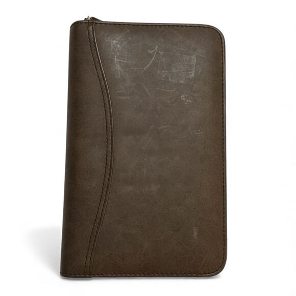 Vtg Day-Timer Organizer Planner Brown Navigator Zip Around 6 Rings 8.5x5.5 - Picture 1 of 13